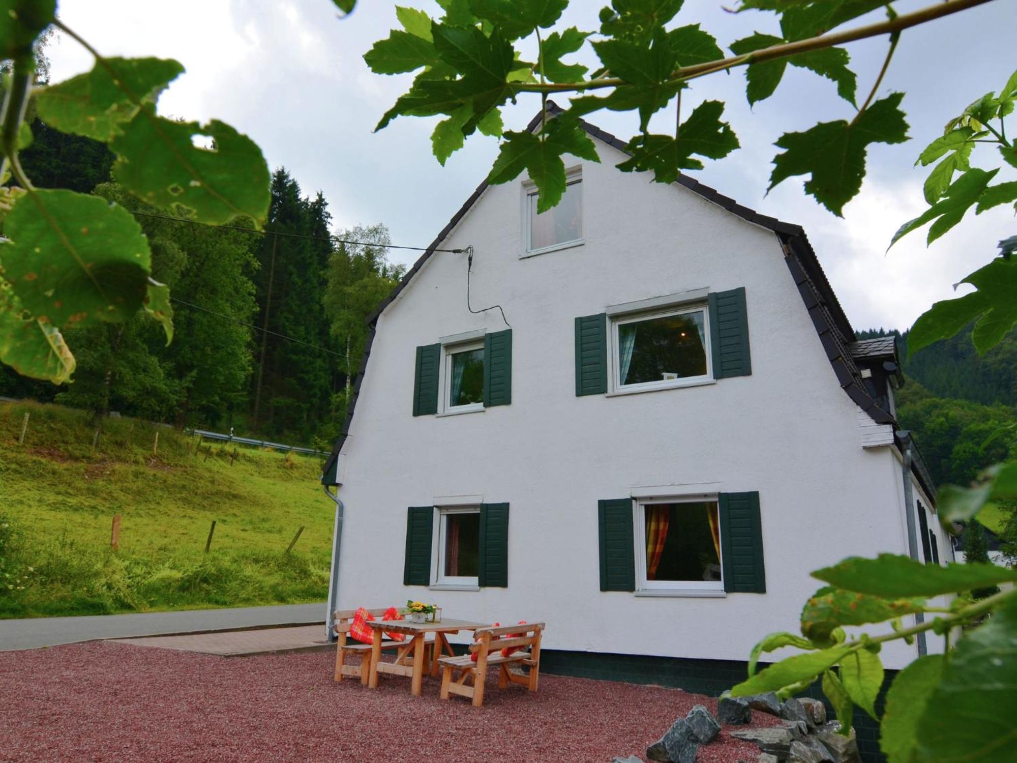 Fabulous Holiday Home In Olsberg Near Ski Area Elpe Exterior foto